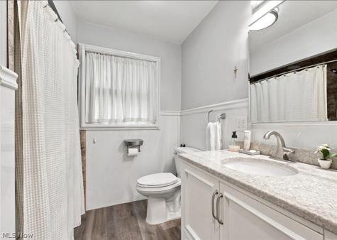5988 Louis Drive North Olmsted OH 44070