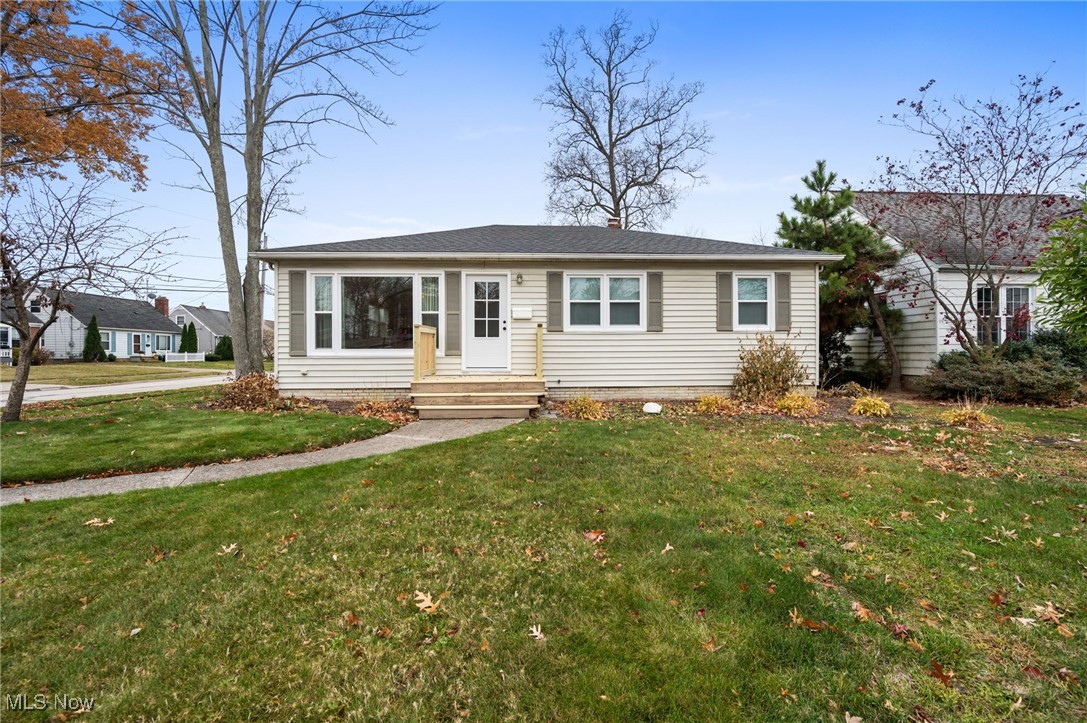 610 Juneway Drive Bay Village OH 44140