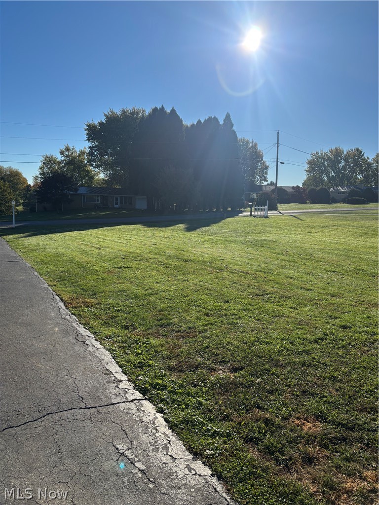 16077 Park Way East Liverpool OH 43920