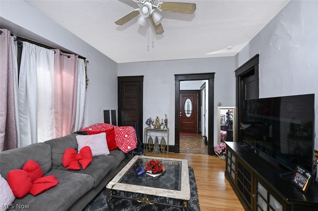 4132 Robert Avenue Cleveland OH 44109