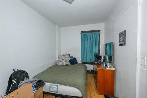 4132 Robert Avenue Cleveland OH 44109