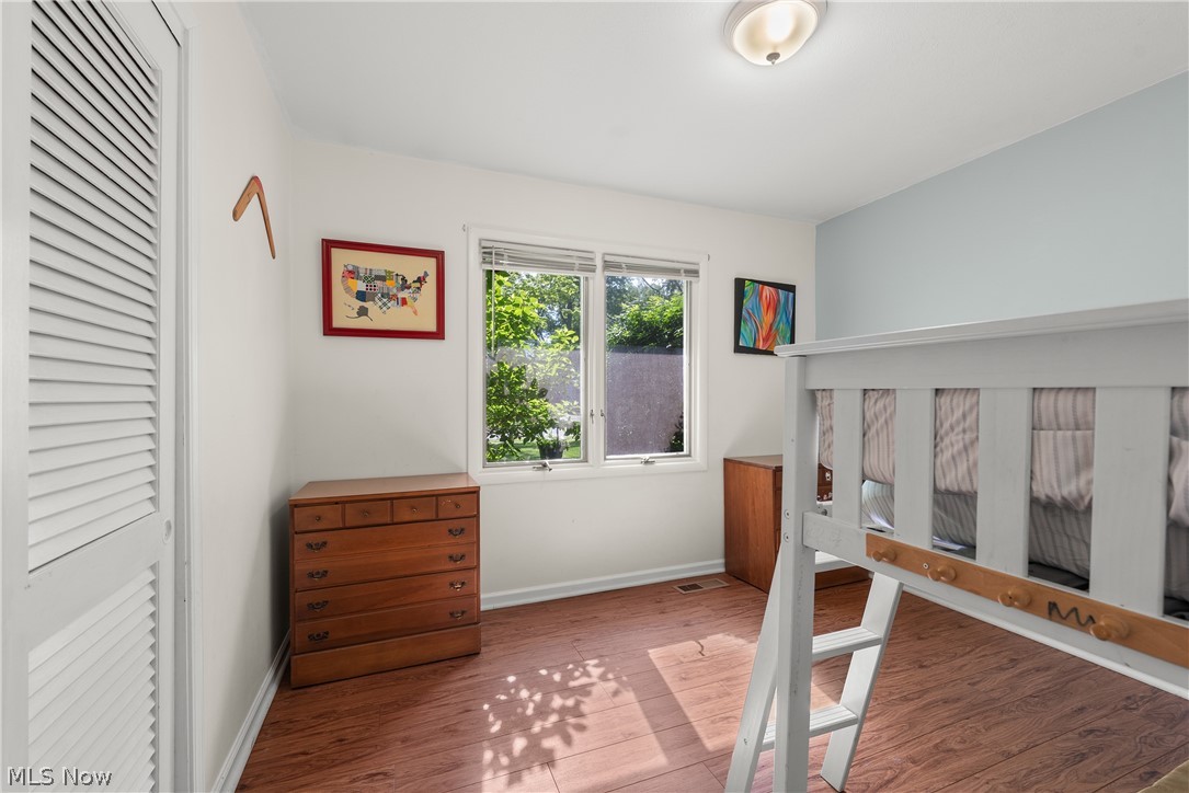 212 Parkwood Avenue Avon Lake OH 44012
