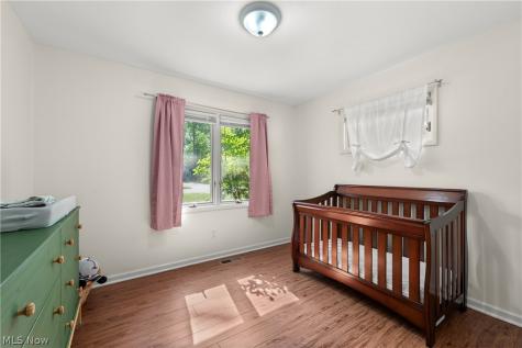 212 Parkwood Avenue Avon Lake OH 44012