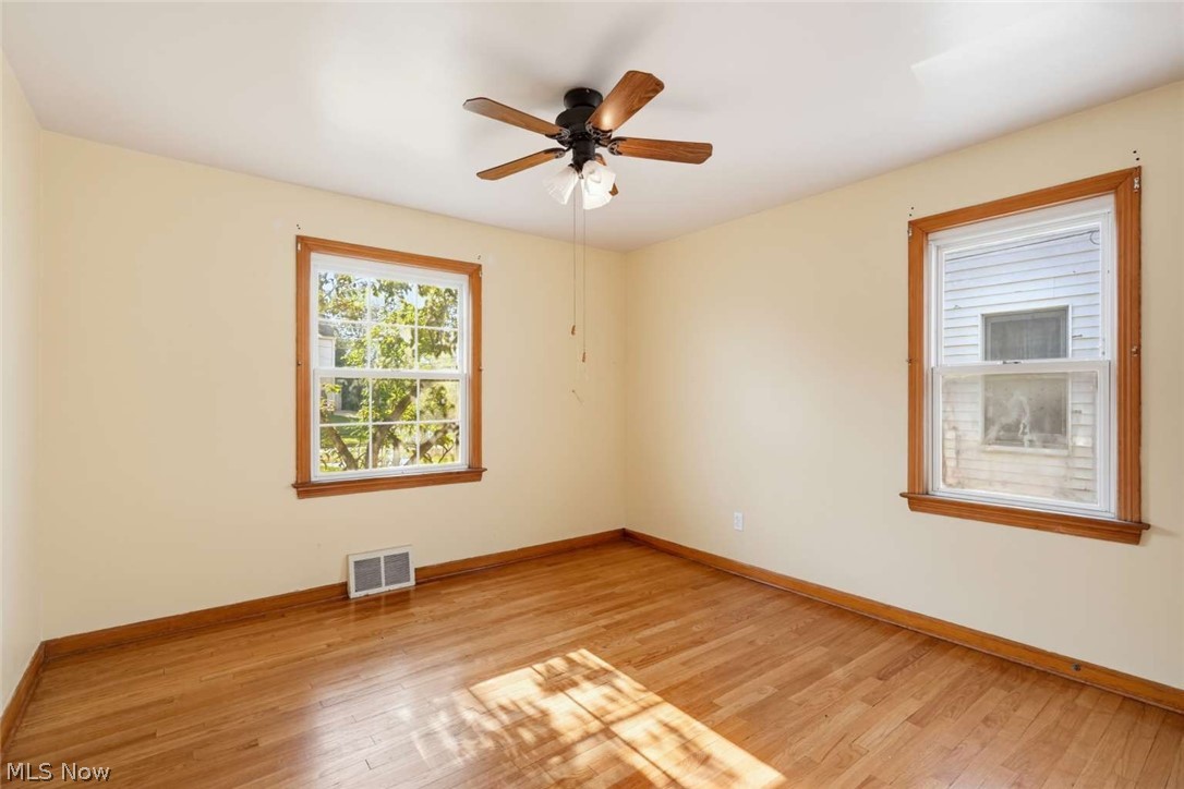 864 Lincoln Boulevard Bedford OH 44146
