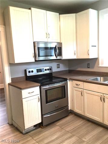 9474 Roxbury Road Parma Heights OH 44130