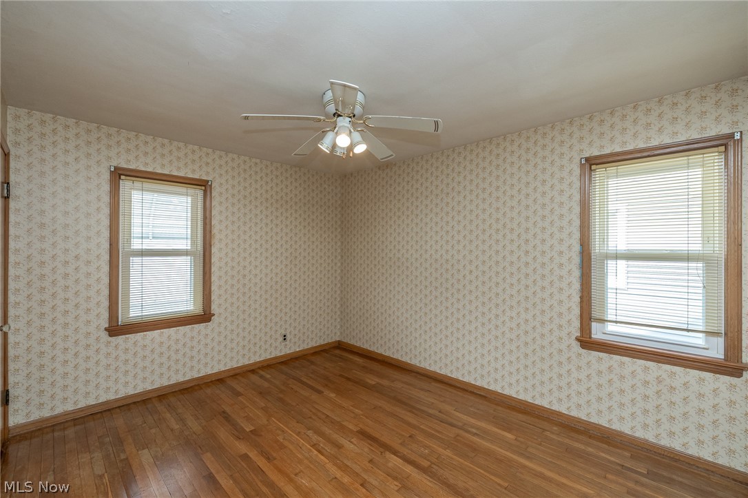 8323 Renwood Drive Parma OH 44129