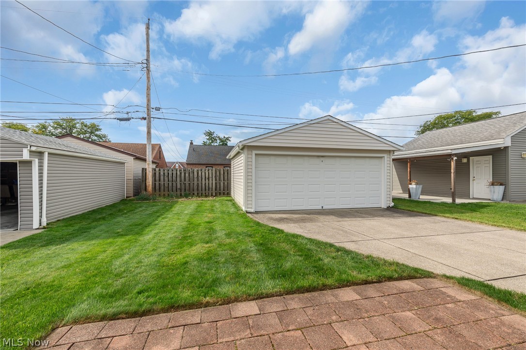 8323 Renwood Drive Parma OH 44129