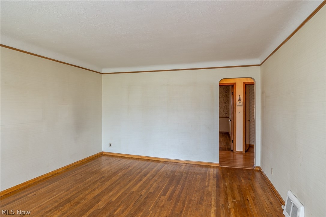 8323 Renwood Drive Parma OH 44129