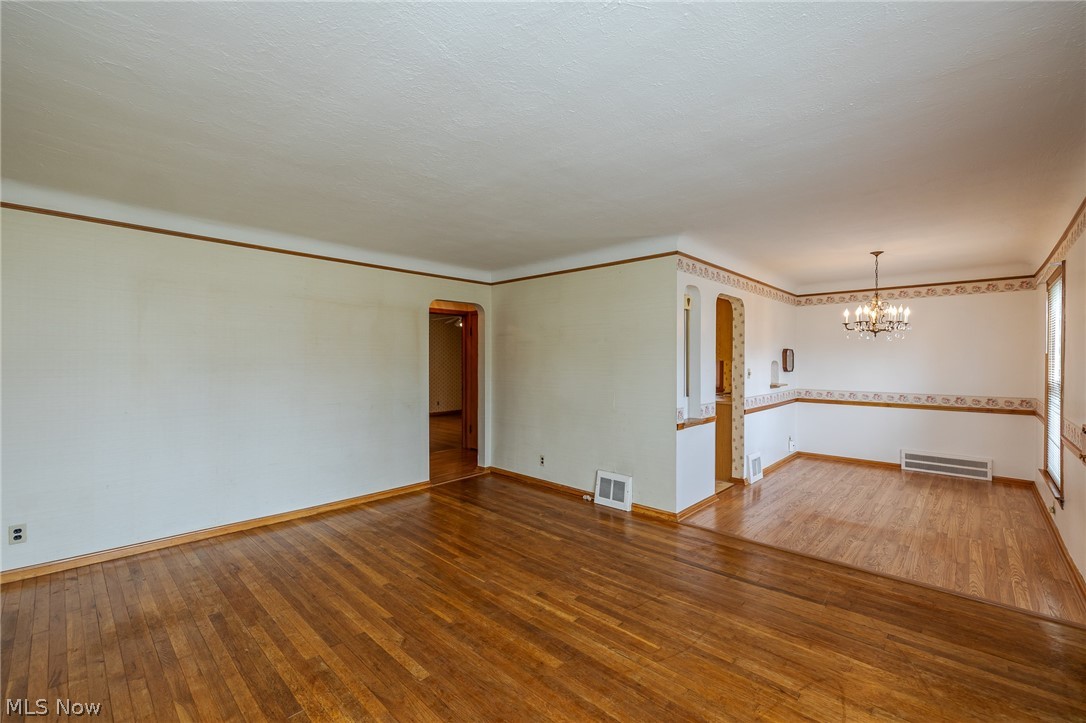 8323 Renwood Drive Parma OH 44129