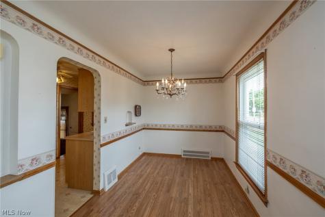 8323 Renwood Drive Parma OH 44129