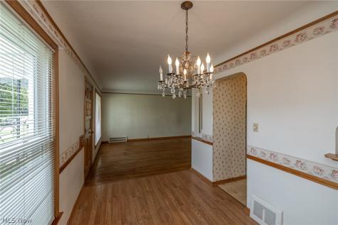 8323 Renwood Drive Parma OH 44129