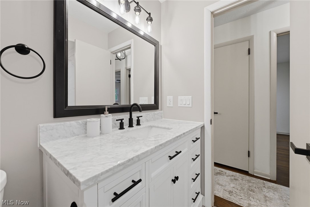 3133 Fair Oaks Drive Norton OH 44203