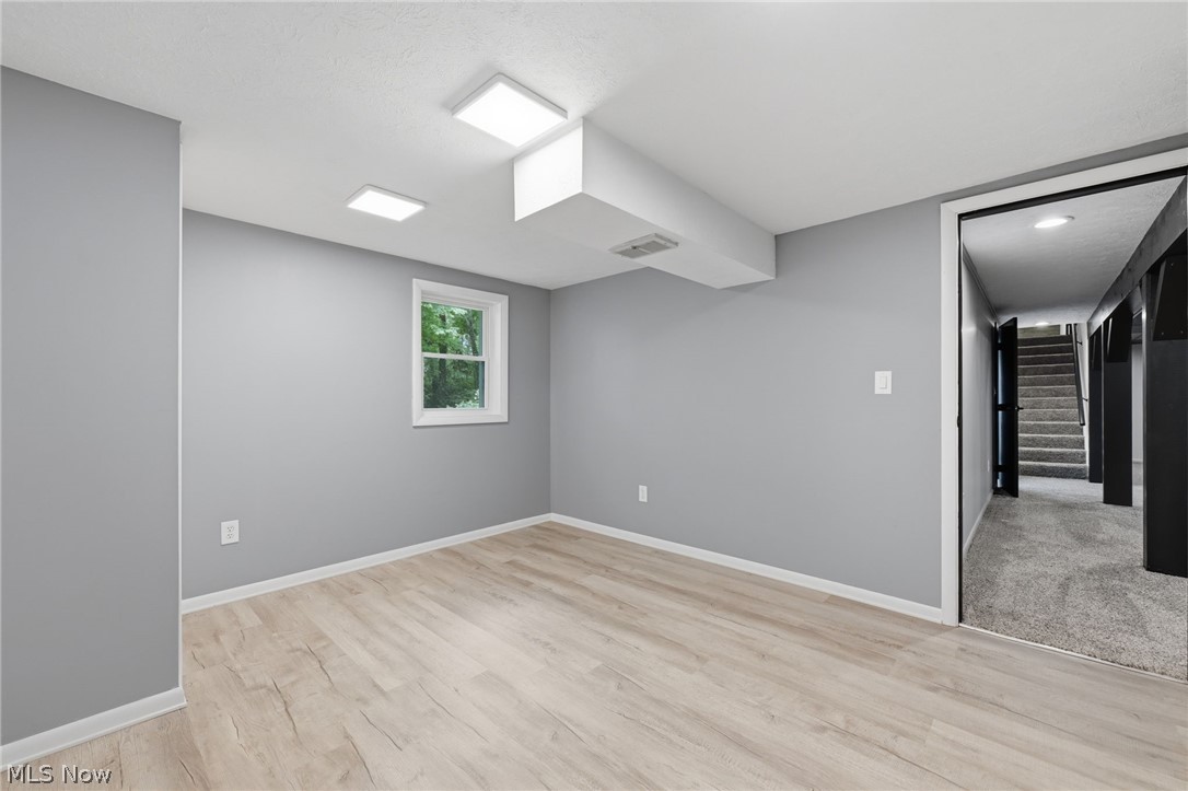 3133 Fair Oaks Drive Norton OH 44203