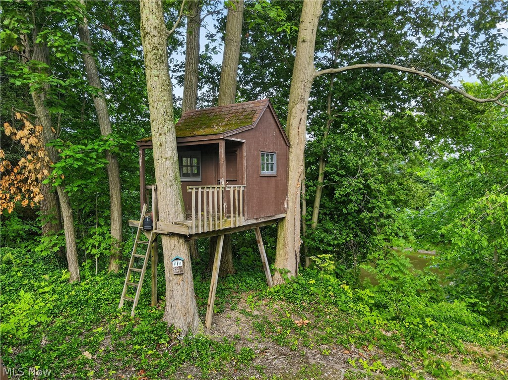 554 E River View Drive Austinburg OH 44010