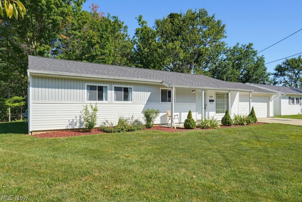 6326 Strathallan Drive Bedford Heights OH 44146