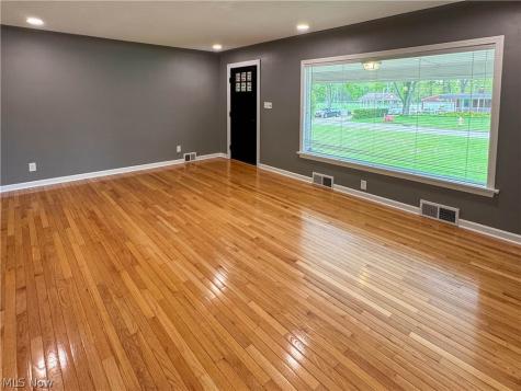 4047 Cascade Drive Youngstown OH 44511