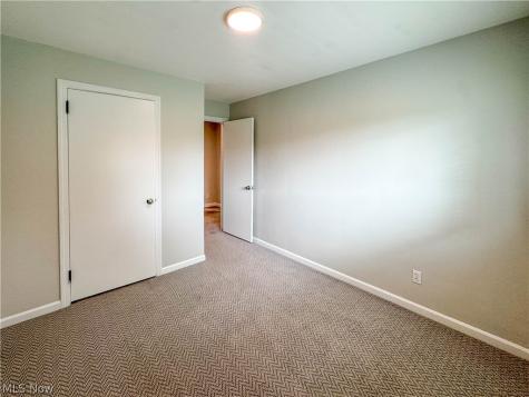 4047 Cascade Drive Youngstown OH 44511