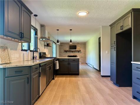 406 Laurel Street Youngstown OH 44505