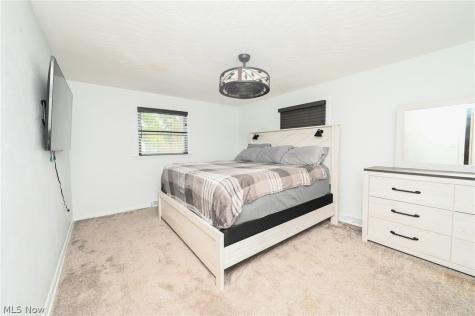 5207 Gargasz Drive Lorain OH 44053