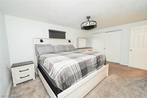 5207 Gargasz Drive Lorain OH 44053