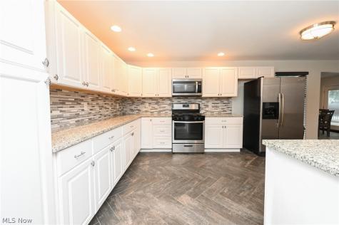 5207 Gargasz Drive Lorain OH 44053