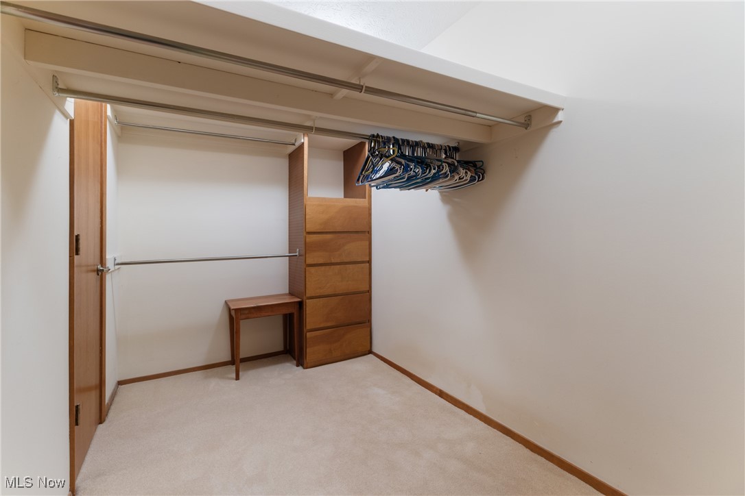 10819 Meadow Trail Strongsville OH 44149