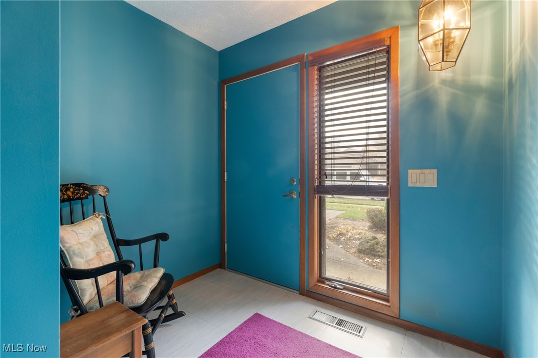 10819 Meadow Trail Strongsville OH 44149