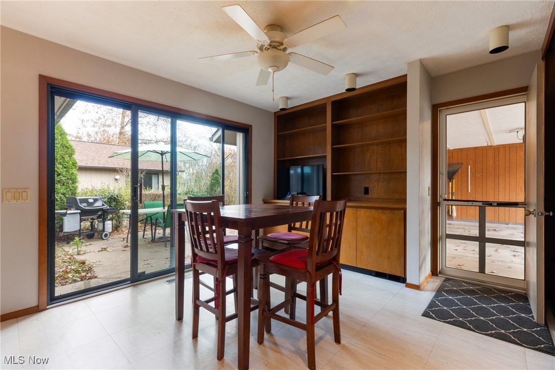 10819 Meadow Trail Strongsville OH 44149