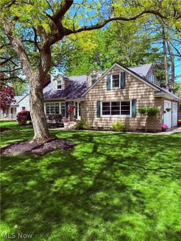 22636 Locust Lane Rocky River OH 44116