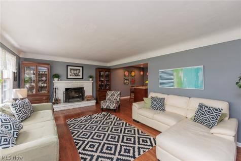22636 Locust Lane Rocky River OH 44116