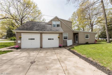 22636 Locust Lane Rocky River OH 44116