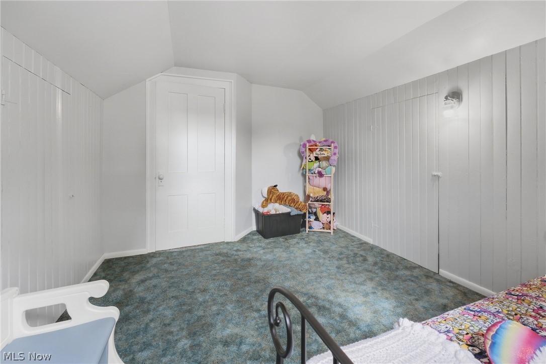 214 Front Avenue SE New Philadelphia OH 44663