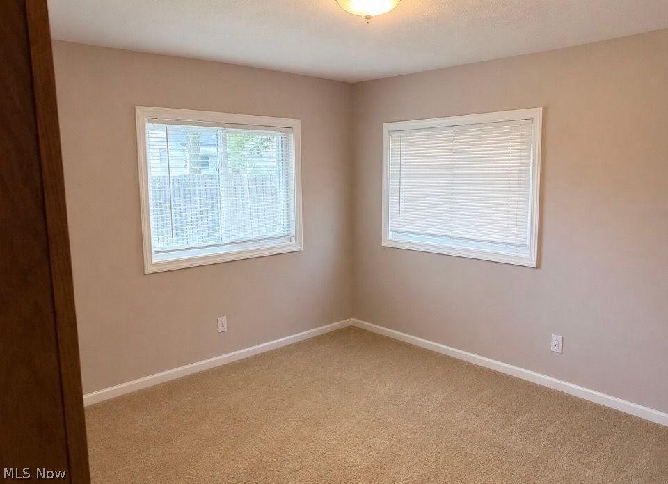 126 Longfellow Street Elyria OH 44035