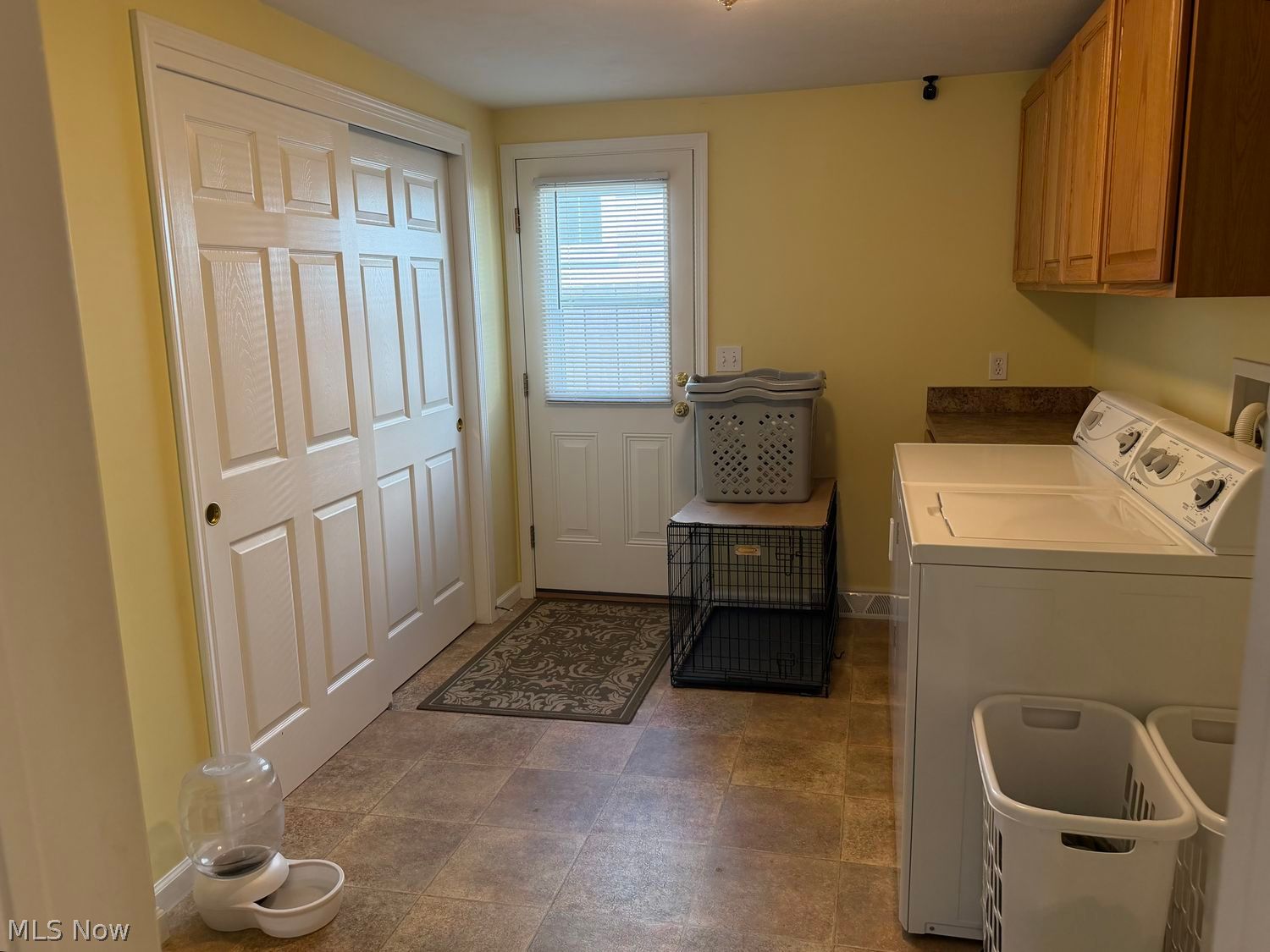 126 Longfellow Street Elyria OH 44035