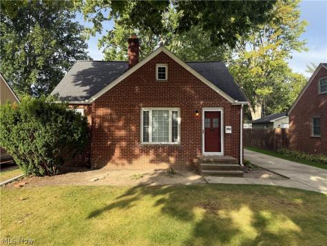 4588 W 227th Street Fairview Park OH 44126