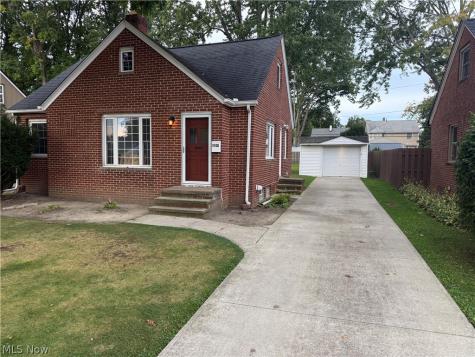 4588 W 227th Street Fairview Park OH 44126