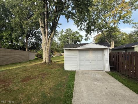 4588 W 227th Street Fairview Park OH 44126