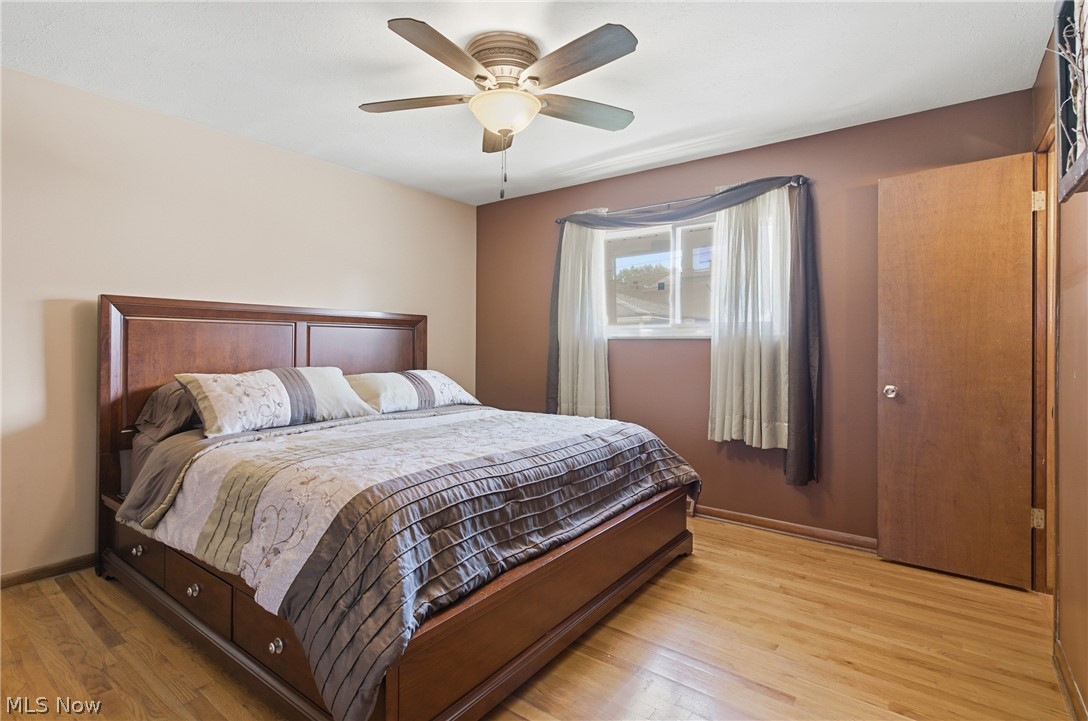 15010 Kennerdown Avenue Maple Heights OH 44131