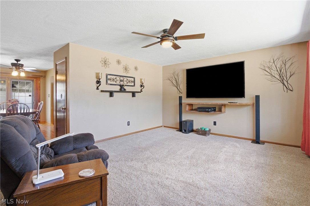 15010 Kennerdown Avenue Maple Heights OH 44131