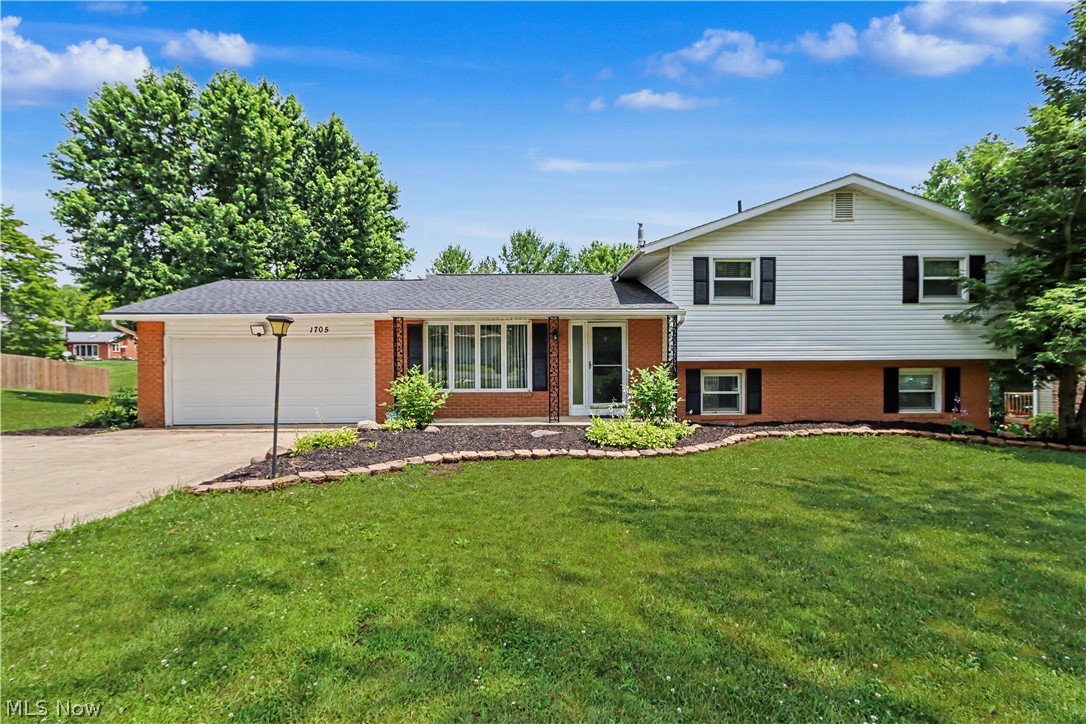 1705 Devonshire Lane Mansfield OH 44907