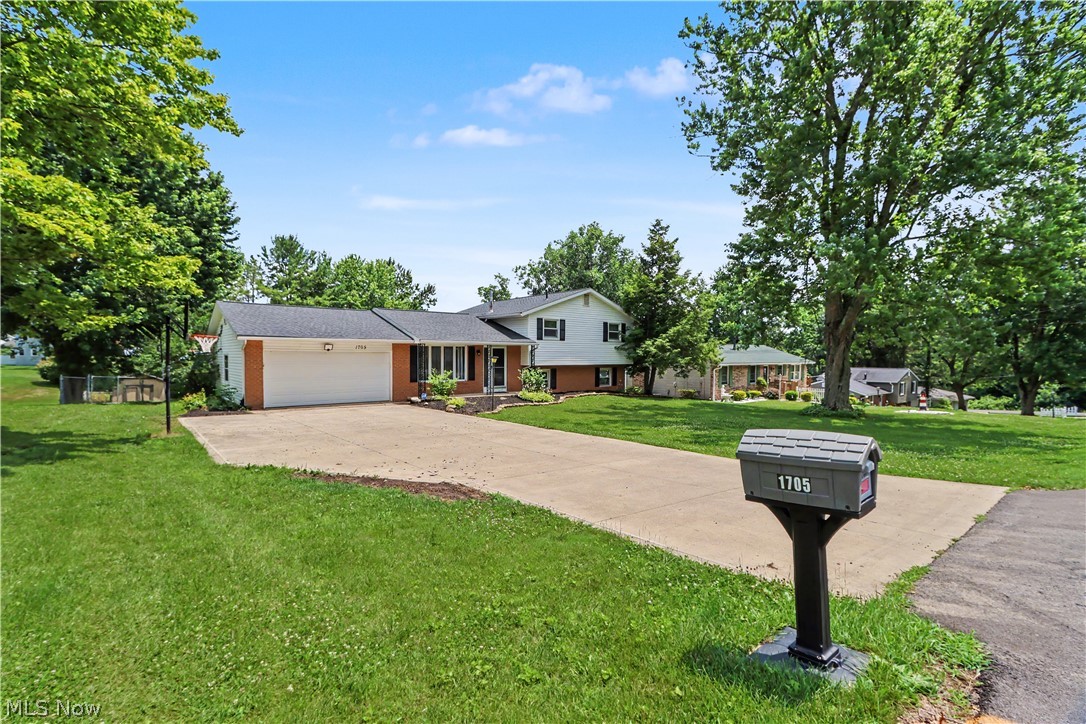 1705 Devonshire Lane Mansfield OH 44907