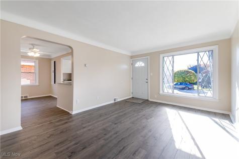 5714 Wichita Avenue Cleveland OH 44144