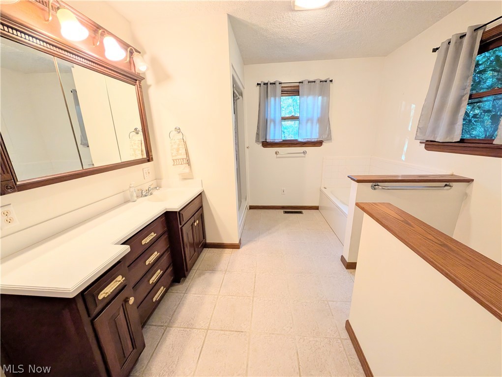 1401 Millers Lane Zanesville OH 43701