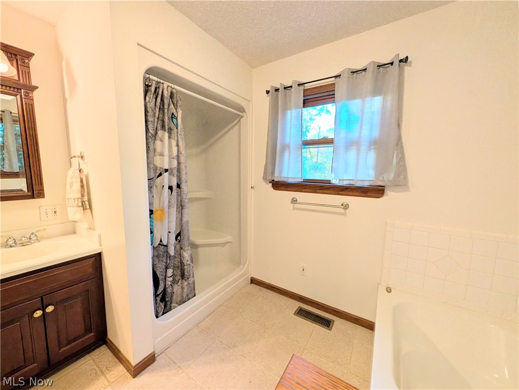 1401 Millers Lane Zanesville OH 43701
