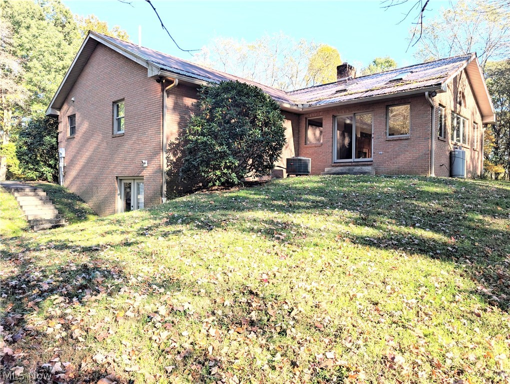 1401 Millers Lane Zanesville OH 43701