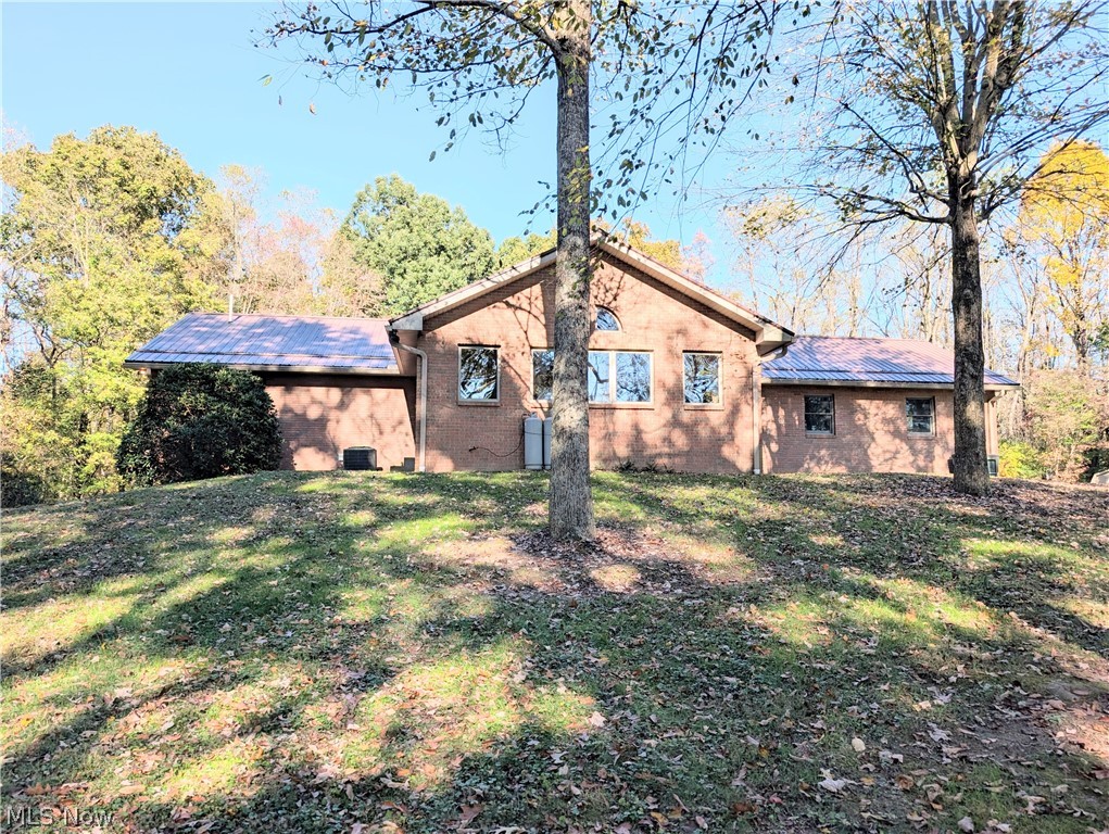 1401 Millers Lane Zanesville OH 43701