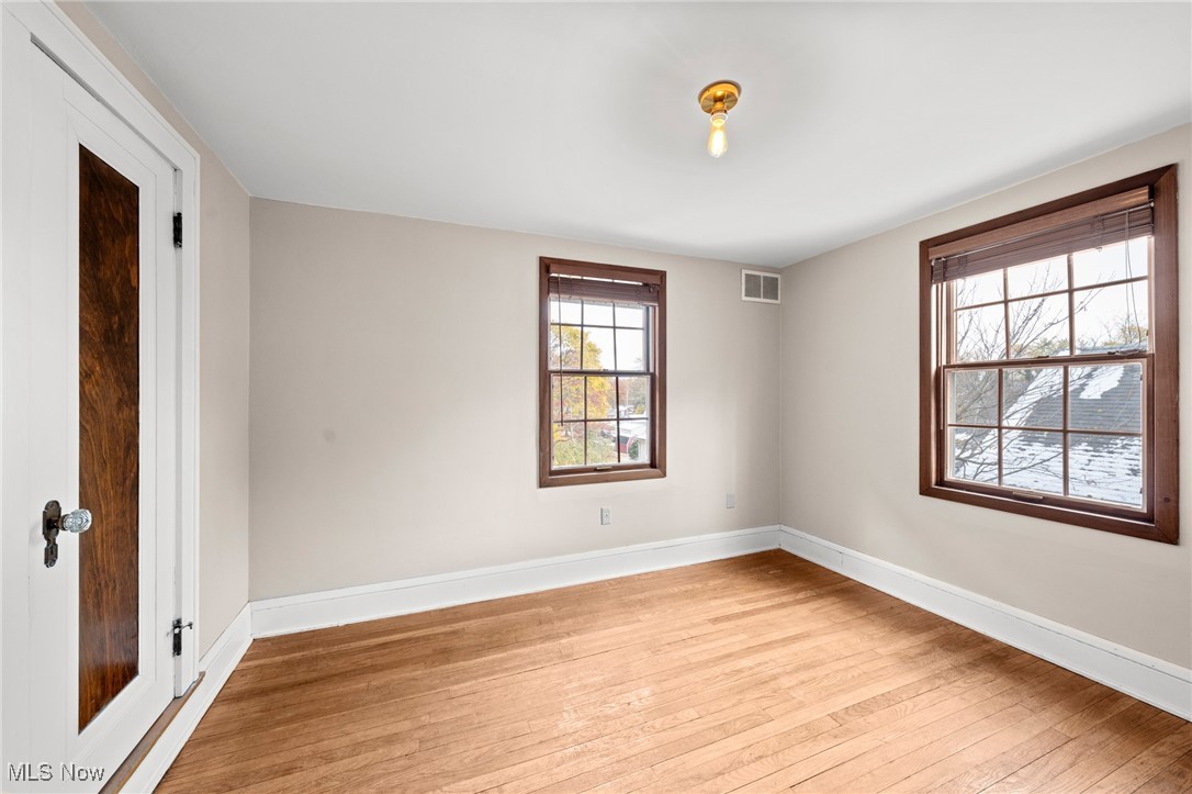 705 Damon Street Akron OH 44310