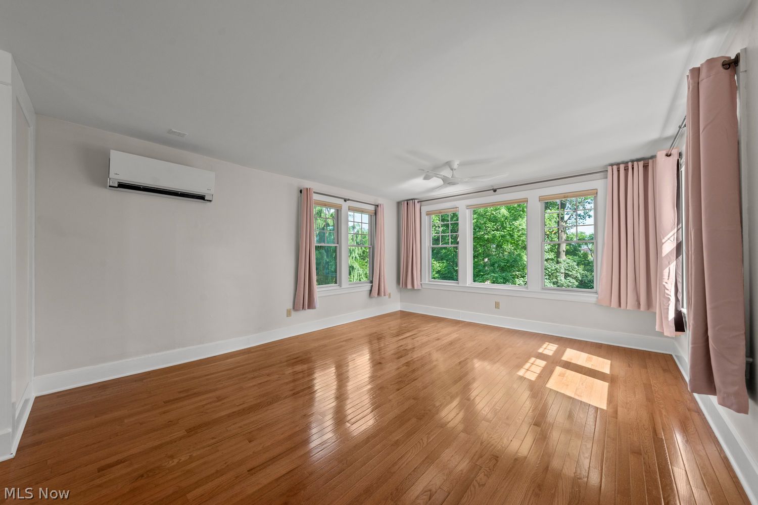 160 Aurora Street Hudson OH 44236