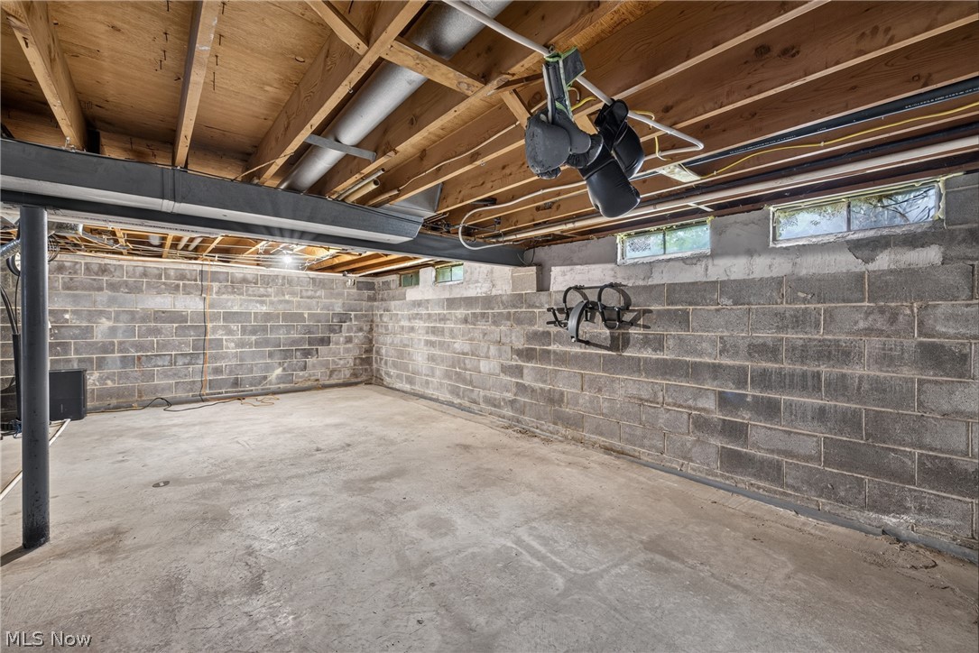 347 Sylvia Drive Chardon OH 44024