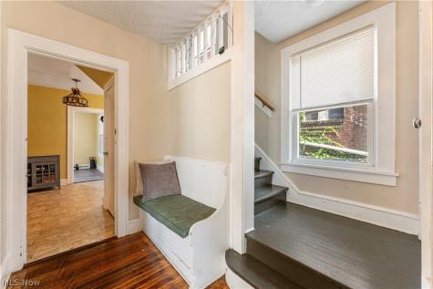 2409 Gilbert Avenue NE Canton OH 44705